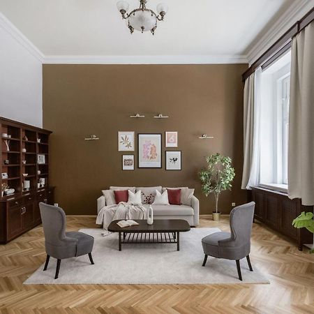 Luxe, Historic Home Near Downtown Landmarks 19Th Century Budapeste Exterior foto