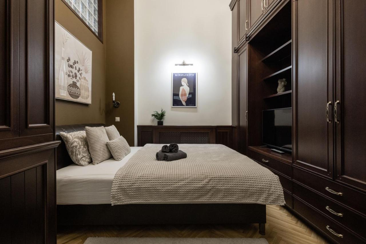 Luxe, Historic Home Near Downtown Landmarks 19Th Century Budapeste Exterior foto