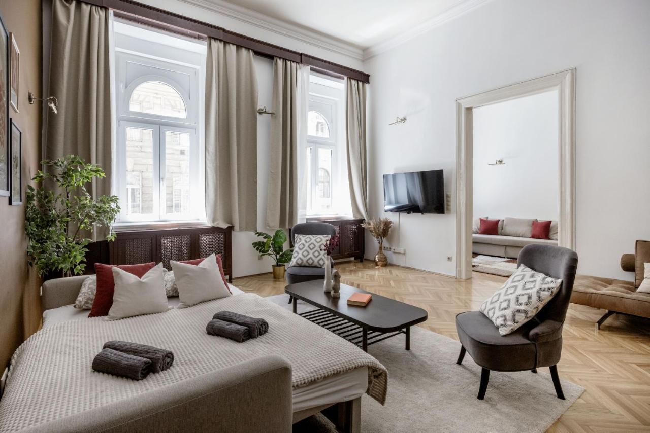 Luxe, Historic Home Near Downtown Landmarks 19Th Century Budapeste Exterior foto